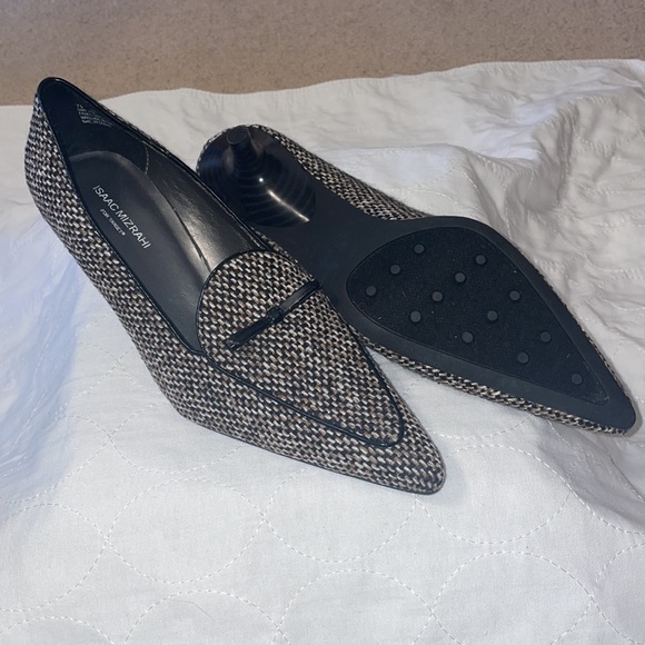 Isaac Mizrahi Woven Cloth 1 inch Heel, Size 7.5 - Picture 2 of 3